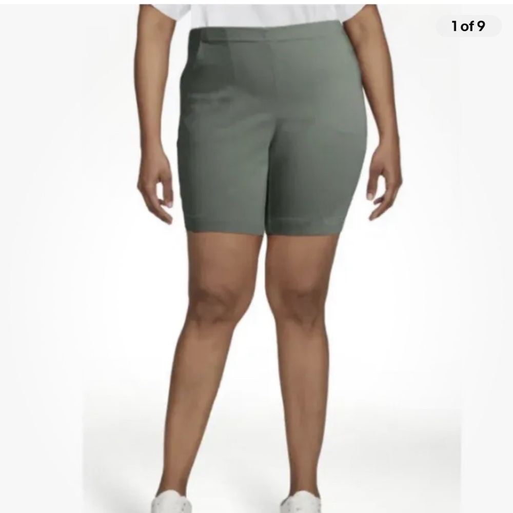 Just My Size Women’s Soft Green Pull On Shorts Size 3X NEW